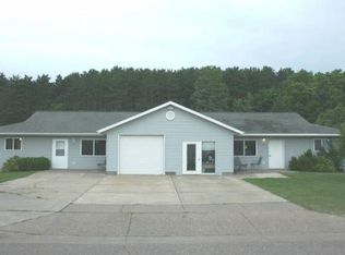 1128 Evergreen Ln, Chippewa Falls, WI 54729