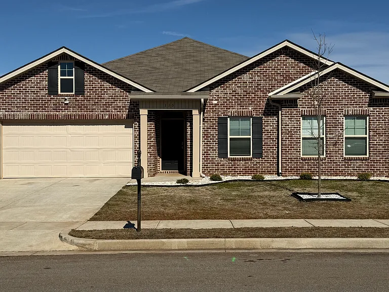 115 Creek Ridge Dr — Photo 1