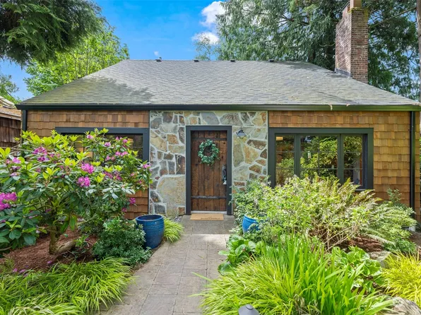 908 N Cushman Avenue, Tacoma, WA 98403