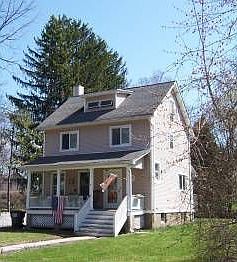 1st image of 9 Lawrence Ave