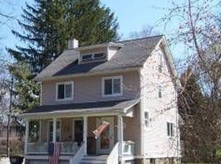 9 Lawrence Ave, Warwick, NY 10990