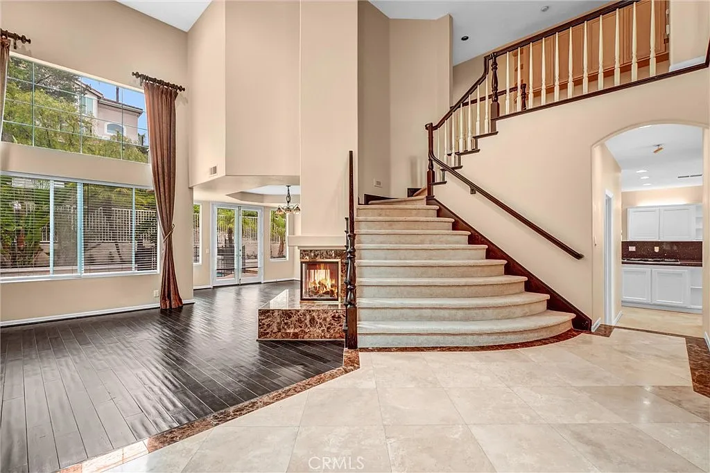 Building Photo - 27131 S Ridge Dr