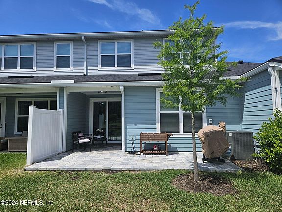 3rd image of 138 TAMAR Court