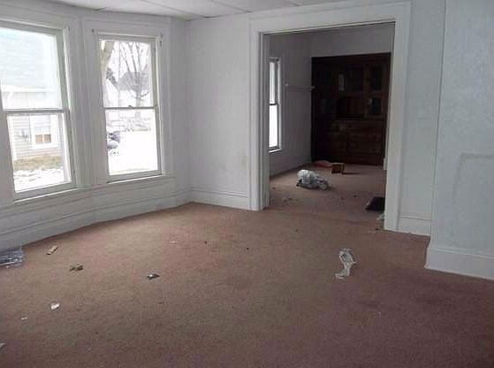 2nd image of 216 Hathaway St