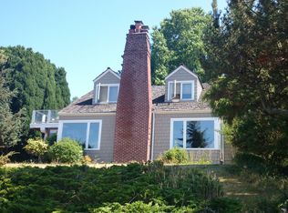 9358 California Ave SW, Seattle, WA 98136