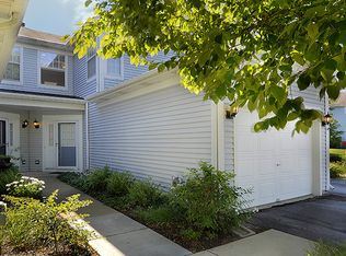 420 Mill St, Batavia, IL 60510