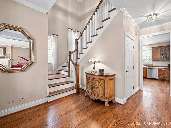 5th image of 38 N Lincoln Ave