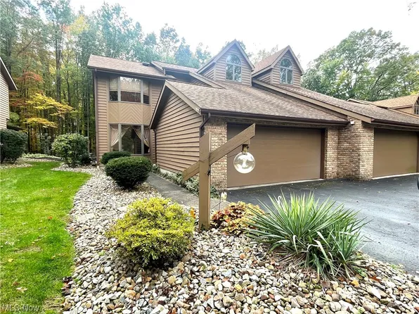 9118 Inverrary Dr SE, Warren, OH 44484