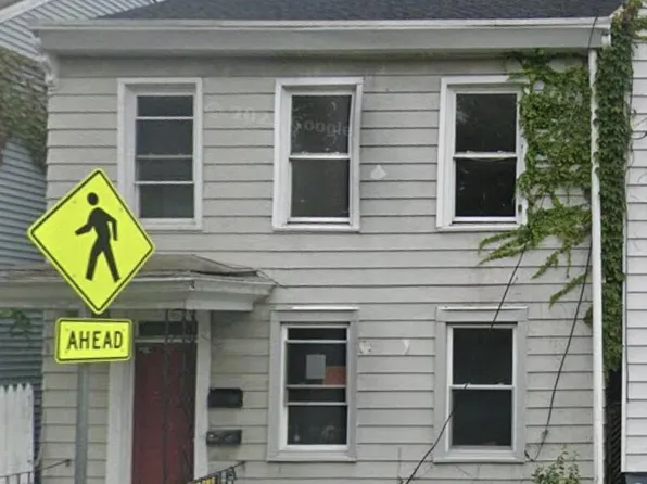 677 2nd Avenue, Troy, NY 12182