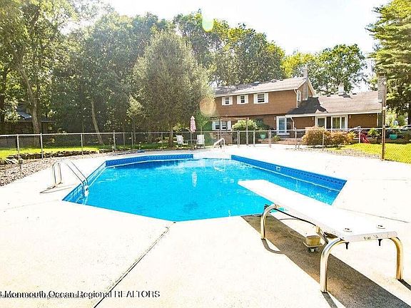 3rd image of 2131 Vermont Avenue