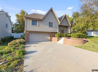 15006 Charles St, Omaha, NE 68154