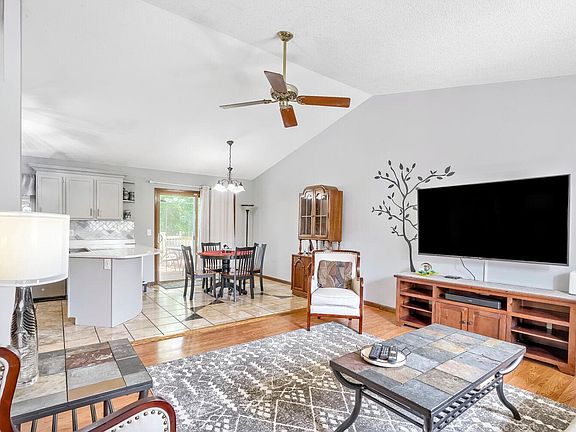 5th image of 12962 Morgan Pl