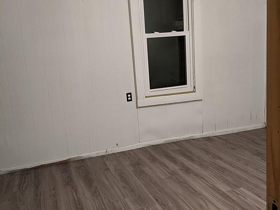 5th image of 43 Cleveland Ave