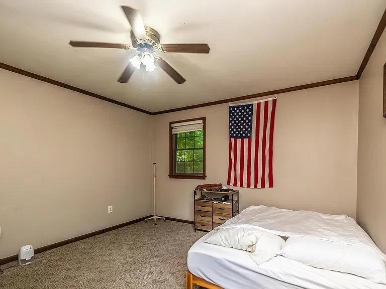 131 E Washington St #2 — Photo 6
