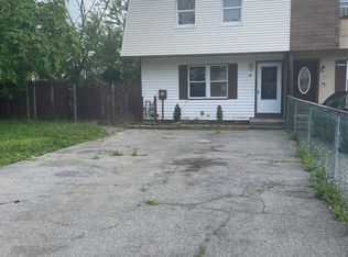 38 Sheffield Dr, Middletown, NY 10940
