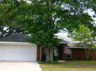 1914 Waxwing Dr, Cantonment, FL 32533