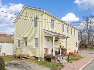 28 Van Buren St, Warwick, NY 10990