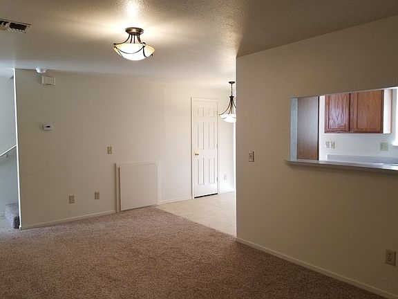 5th image of 4077 & 4079 Village Dr #4077