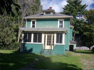 17 Washburn Ave, Franklinville, NY 14737