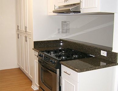 4th image of 1706 Brockton Ave APT 2