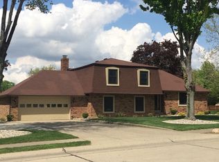 1330 Greenhills Rd, Greenfield, IN 46140