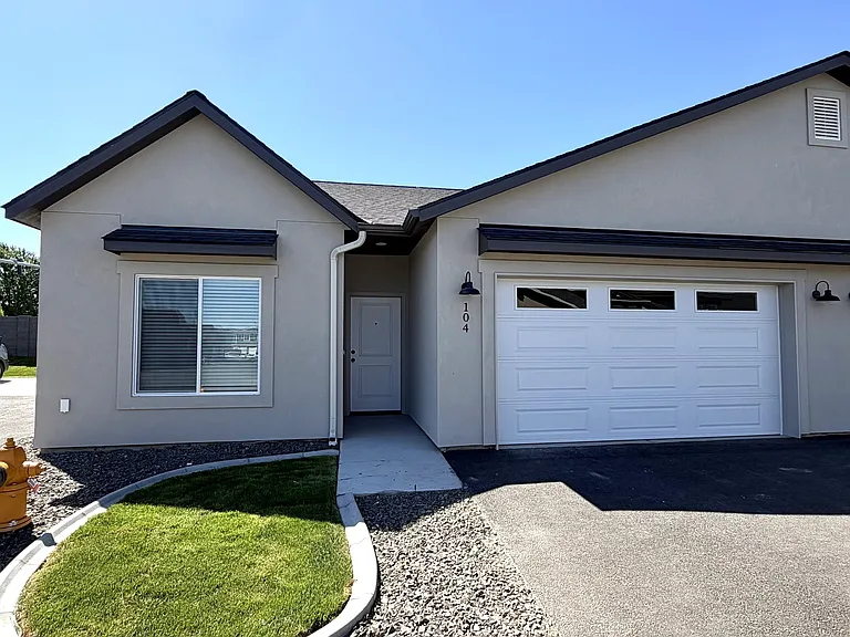 6408 Sandstone Dr #104 — Photo 1