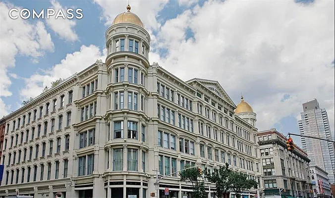 Rented by Compass | media 25