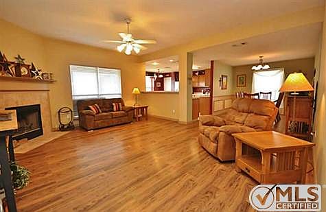 3rd image of 225 Garden Valley Ln