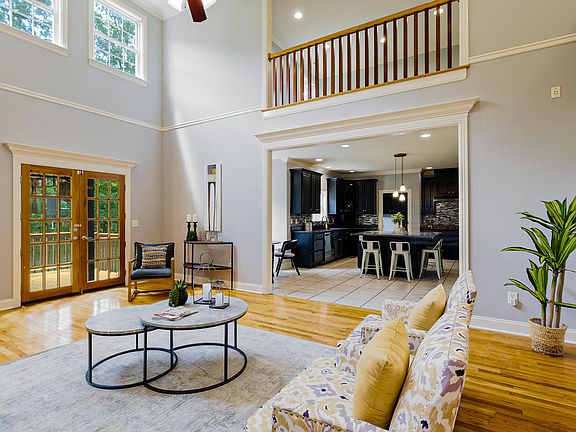 4th image of 3255 Postoak Dr NW