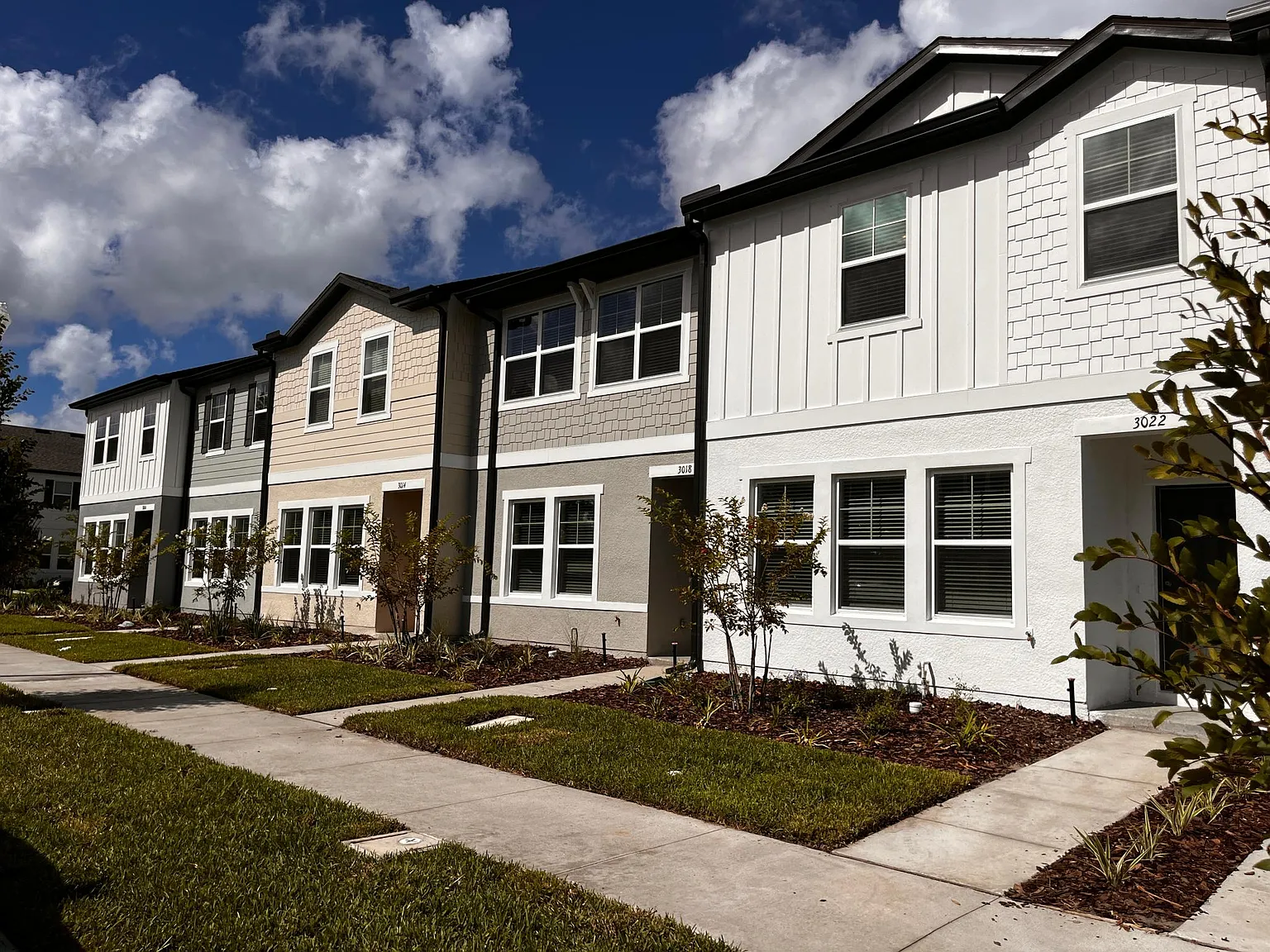 3 bed, 1594 sqft, $2,300 — Photo 3