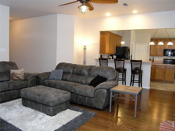 4th image of 4511 Ashbury Ln