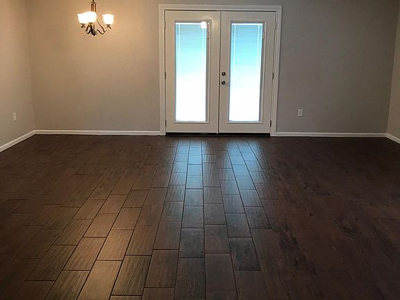 4th image of 7422 Canis Dr