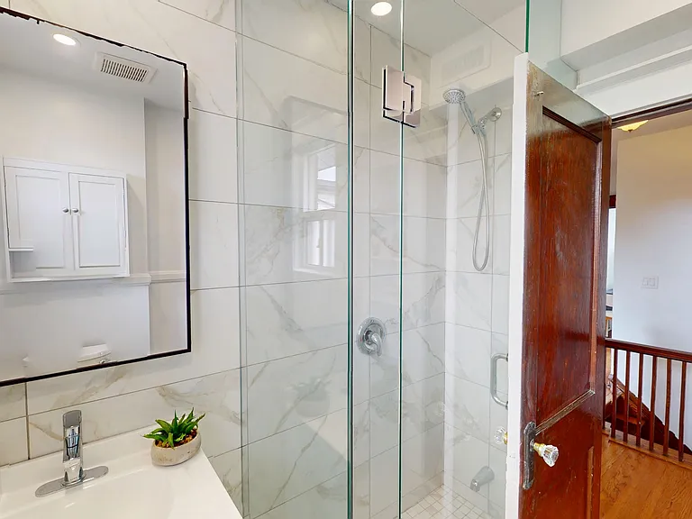275 Oakwood Ave — Photo 25