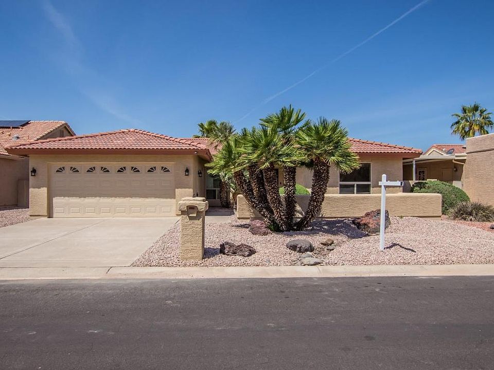 1st image of 26418 S Eastlake Dr