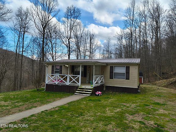 2nd image of 501 Jakes Branch Rd