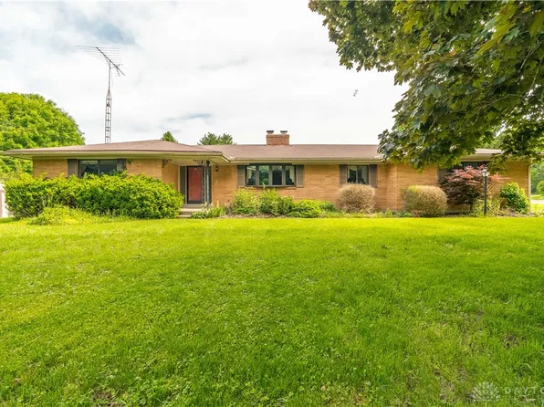 2830 Joy Dr, Dayton, OH 45434