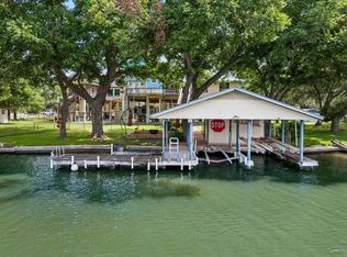 160 Lakeside Drive, Seguin, TX 78155