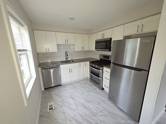 3rd image of 13071 Cardella Pl Floor 1