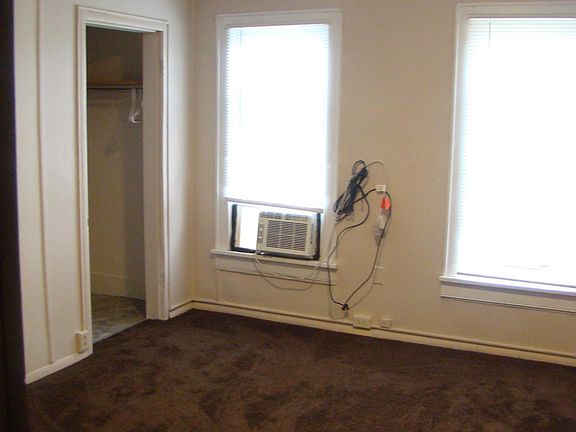 5th image of 317 1/2 Torrey St #2
