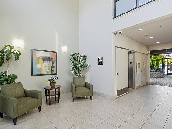 2nd image of 4388 El Camino Real Unit 39