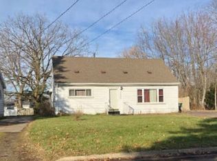 5830 Durwell Dr, Lansing, MI 48911