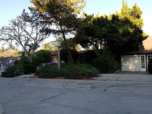 2nd image of 3234 Ellington Dr