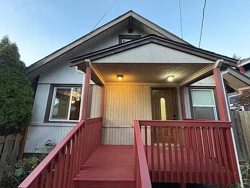 4138 W G St Photo 1