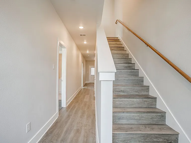 2323 Benbrook Blvd — Photo 7