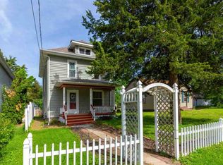 1317 43rd St, Rock Island, IL
