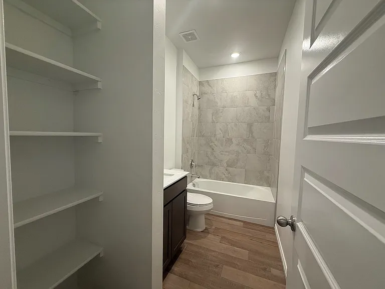 9048 NW 149th Ter — Photo 32