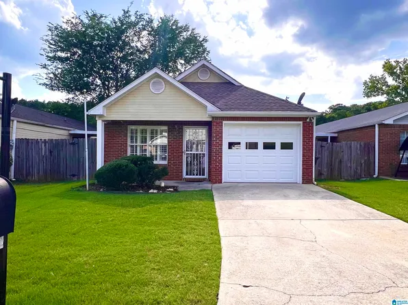 1820 Stonehenge Dr, Birmingham, AL 35215