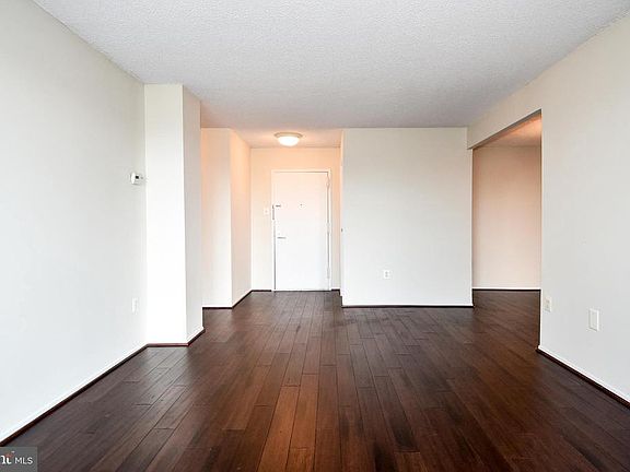 4th image of 4500 S Four Mile Run Dr APT 1222