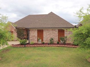 213 Stonebridge Blvd, Brandon, MS 39042