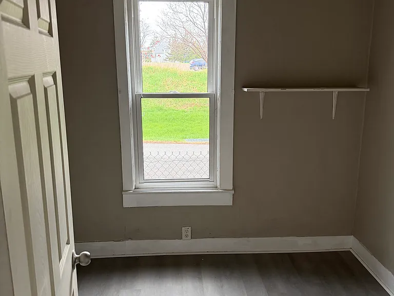 142 Willowlawn Pkwy #1 — Photo 3